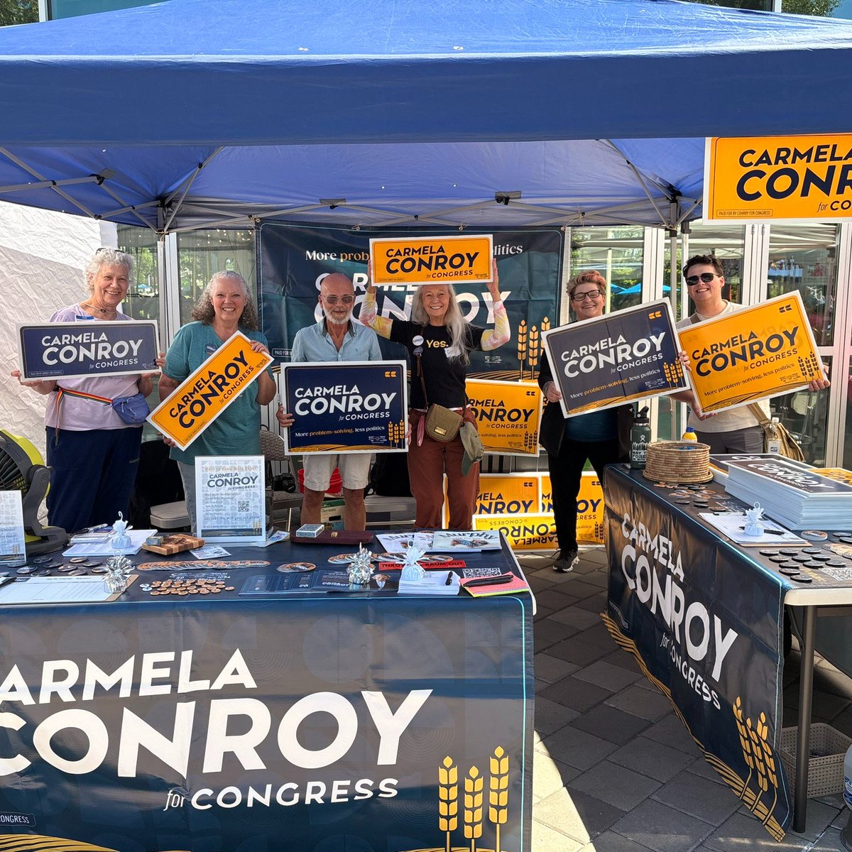 CarmelaConroy's tweet photo. It was an honor to participate with so many neighbors at #SpokanePride. Thanks to our wonderful volunteers who staffed the Conroy for Congress sponsored booth and to all who showed up to stand with the LGBTQIA+ community! https://t.co/ttZ3TkyiTg