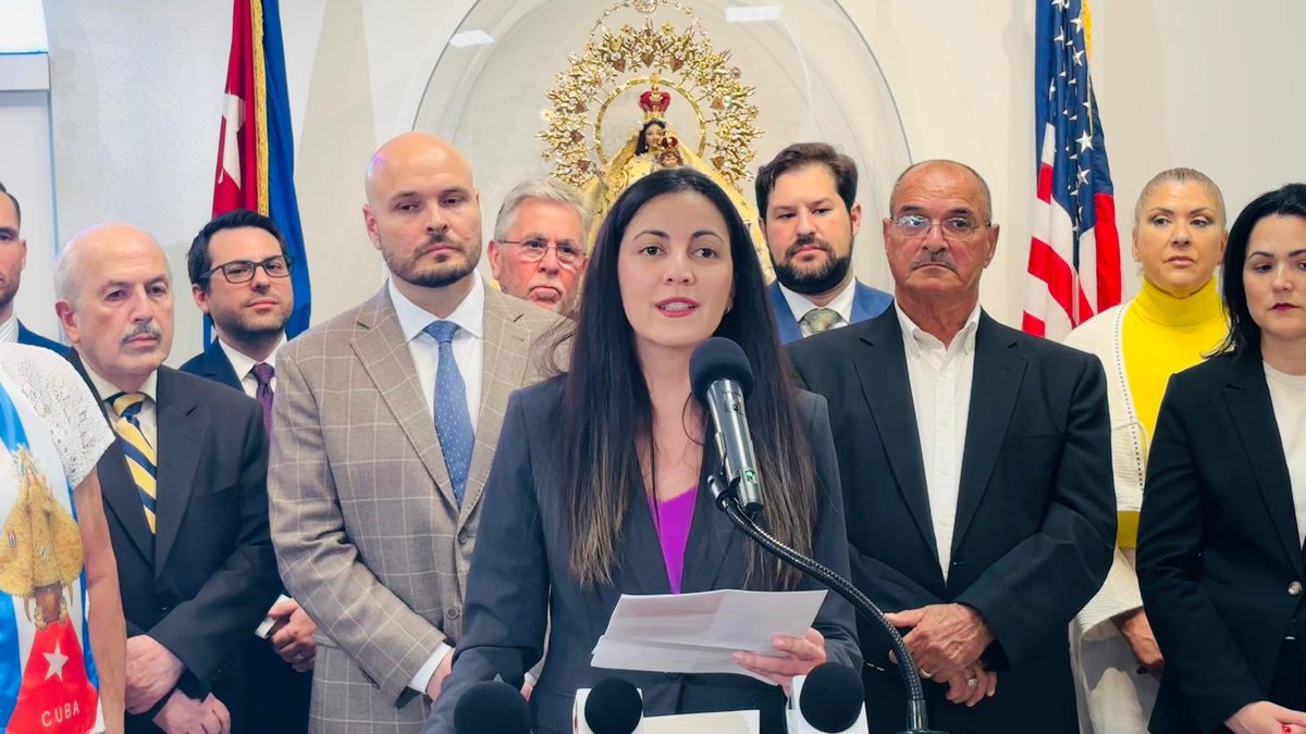 RosaMariaPaya's tweet photo. La libertad se acerca, pero la libertad es solo el principio, por eso nos preparamos para el día después.

Hoy anunciamos que los abogados @CABAlawyers asesorarán las comisiones del Acuerdo de Liberación, que se preparan para la transición democrática🇨🇺

➡️https://t.co/i6cPpreo1J https://t.co/4aodHKATyu
