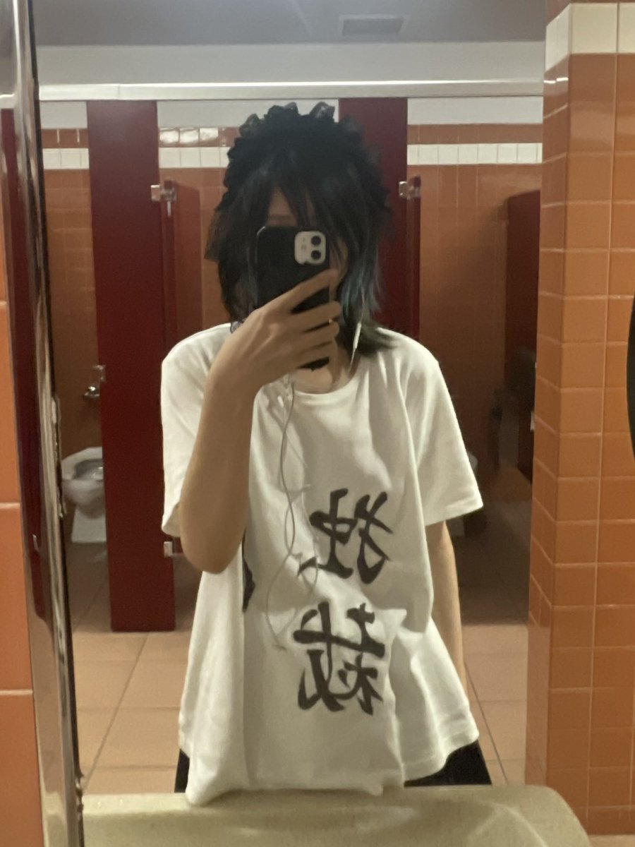 ・ケイ・ tweet media