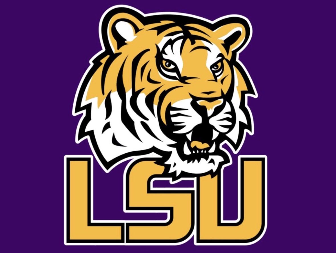 Jude_W09's tweet photo. After a great conversation with @FBCoachWolf I am so blessed to have received an offer from @LSUfootball! #GeauxTigers 🐯
@Lane_Kiffin 
@WeisJr_LSU 
@cjrecruiting2 
@Kahlil_Mckenzie 
@Coach_Lavender 
@CoachDougHix 
@LCAFriscoFB 
@CoachMackey25 
@zbranner70 
@adamgorney @samspiegs @ChadSimmons_ @Rivals @On3 @Sheadixon @znagy20
