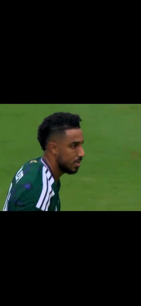 abo_zyyad's tweet photo. #السعوديه_الاوروغواي للاسف المنتخب يلعب ناقص بوجود هذا اللاعب غير انه النكبة في هدف الاوروغواي كفاية مجاملات على حساب المنتخب https://t.co/sgWjX0kiCw