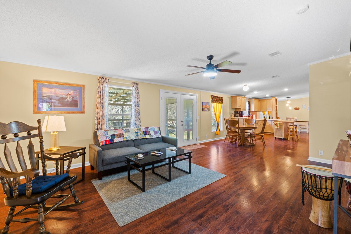 SHardenRealty's tweet photo. 🚨 NOW $675,000! 12 acres with a 2,432 SF Palm Harbor home, private well, workshop, bonus room, RV hookup, wildlife, and room to roam. Country living near Fort Hood with value that's hard to replace! 🏡🌅 #TexasAcreage #KilleenTX #CentralTexasRealEstate #LandForSaleTexas https://t.co/JlbrUuo0bf