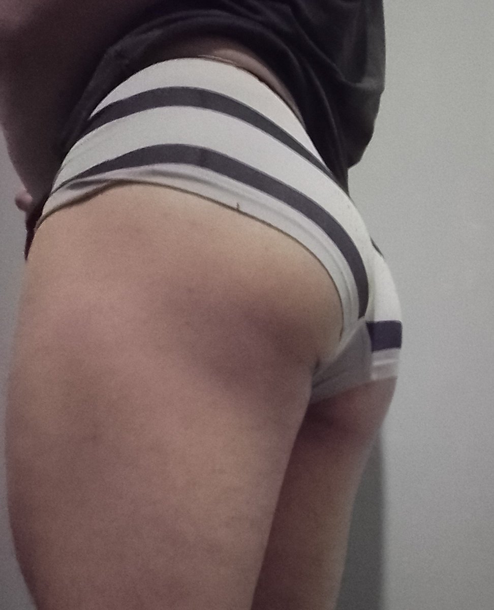 bitchkaoo's tweet photo. me gusta mucho este calzón para sacar fotos, ustedes q opinan? 🤭

#transboy #ass #nude #sex https://t.co/m1fDBF6Aku