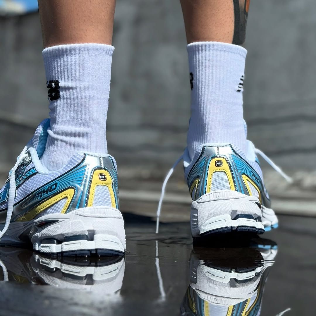 JustFreshKicks's tweet photo. New Balance 740 “Ocean Blue” 🌊 https://t.co/IgEZx0YfU7
