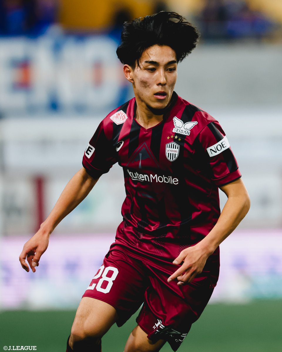J_League's tweet photo. 🎂 HAPPY BIRTHDAY 🎂

本日6月16日は
ヴィッセル神戸
濱﨑健斗 選手の19歳の誕生日です👏

濱﨑選手、
おめでとうございます🎊

@visselkobe https://t.co/sfNvwaCS0b