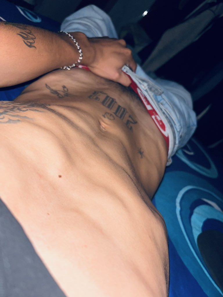 Tu flaco 🥵 tweet media