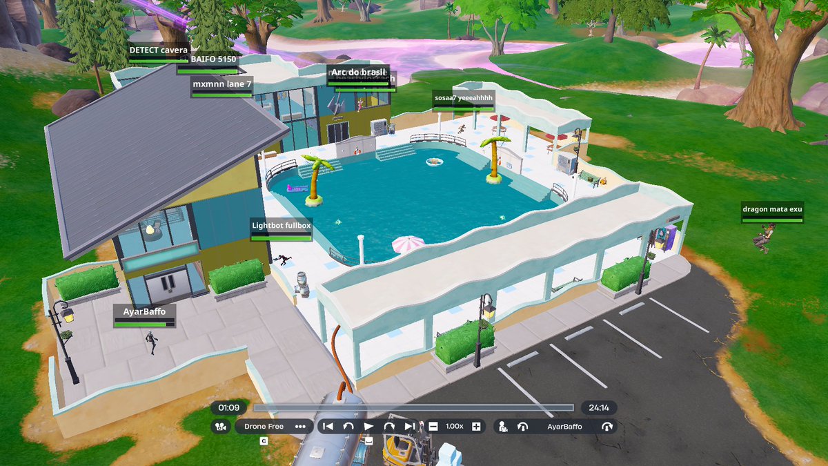 AyarBaffo's tweet photo. best spot on the map apparently (8 chest) https://t.co/CwEb0uC7pW