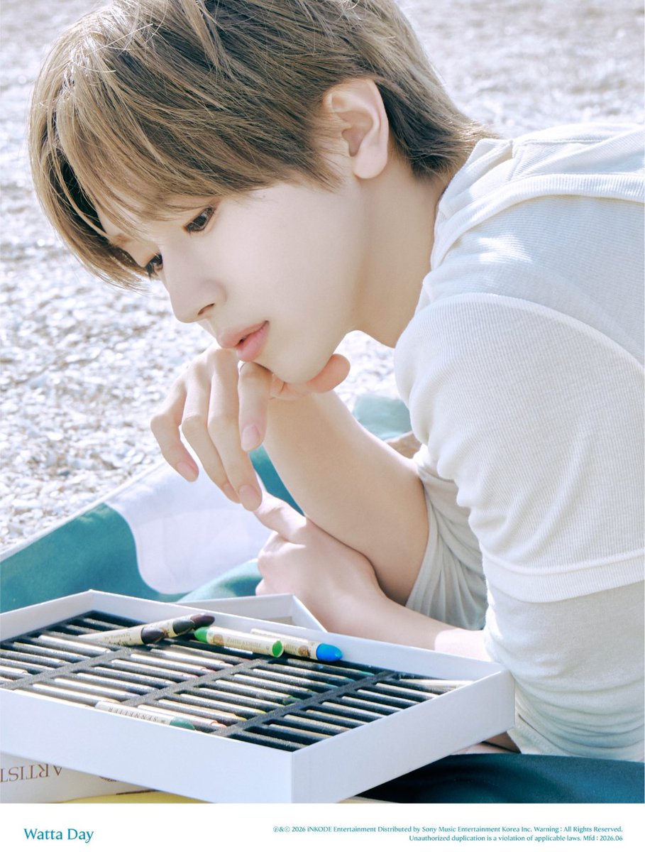 todayjun08123's tweet photo. #WATTA_DAY (先行公開曲 6/23)
パーソナル コンセプトフォト①
🦋M･S･A🦋

7/6(月)リリース♪
VAYONNデビューアルバム
#YouthToday
#MUAH (タイトル曲)

#VAYONN (ベイオン)
ボイプラ2出身の4人を含む6人組グループ😊
マサト🇯🇵
セン🇯🇵
アヤン🇨🇳
ジンユー🇨🇳
テル🇯🇵
マノ🇰🇷

💚ジェジュンPD
iNKODE https://t.co/BxxyQu3ivg