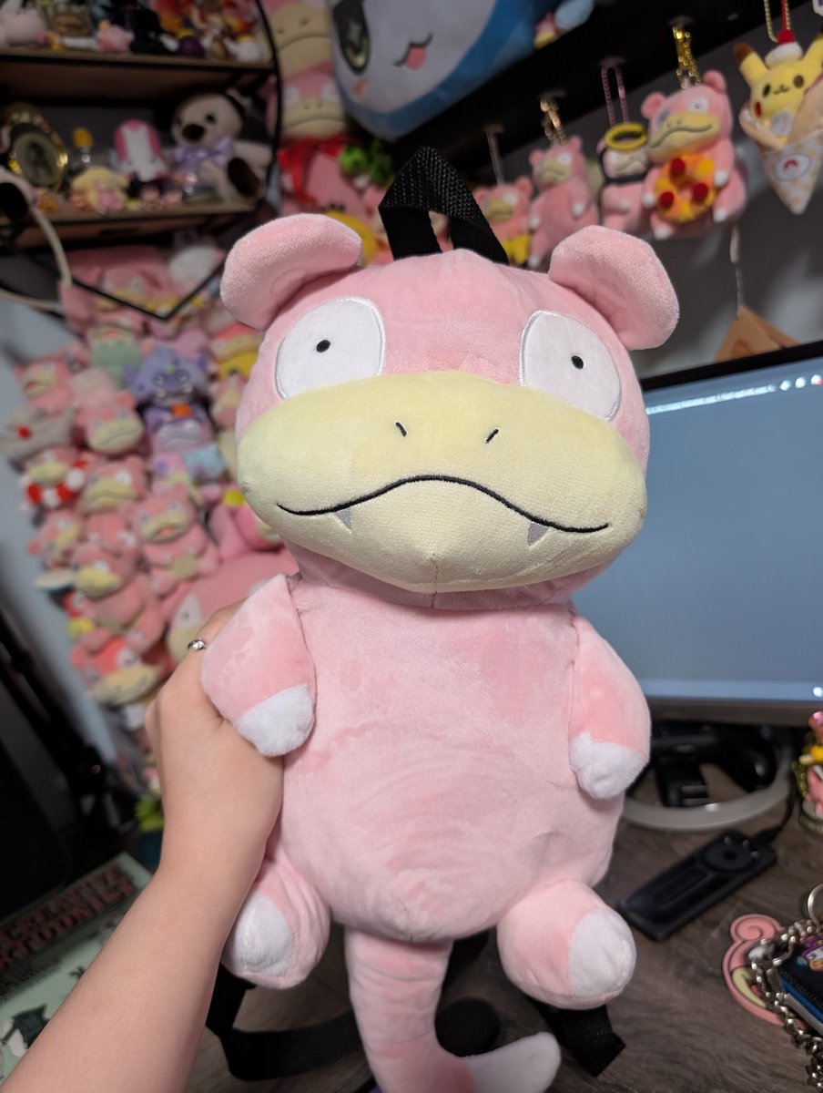 choccomori's tweet photo. A beloved Slowpoke gift came in today! He was starving, so I filled him with extra polyfill 💕 Now he's plump and perfect! https://t.co/VltMC19iCk