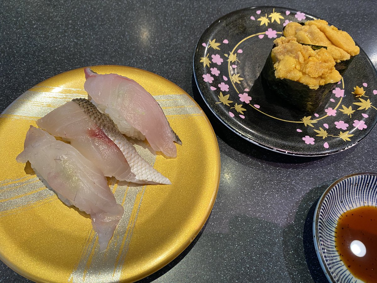 kayohchan's tweet photo. 氷見でのディナーはこちら
開演前に４５分ほど観光買い物した場所に終演後戻りました
美味しかった‼️ https://t.co/Hw0RooegHu
