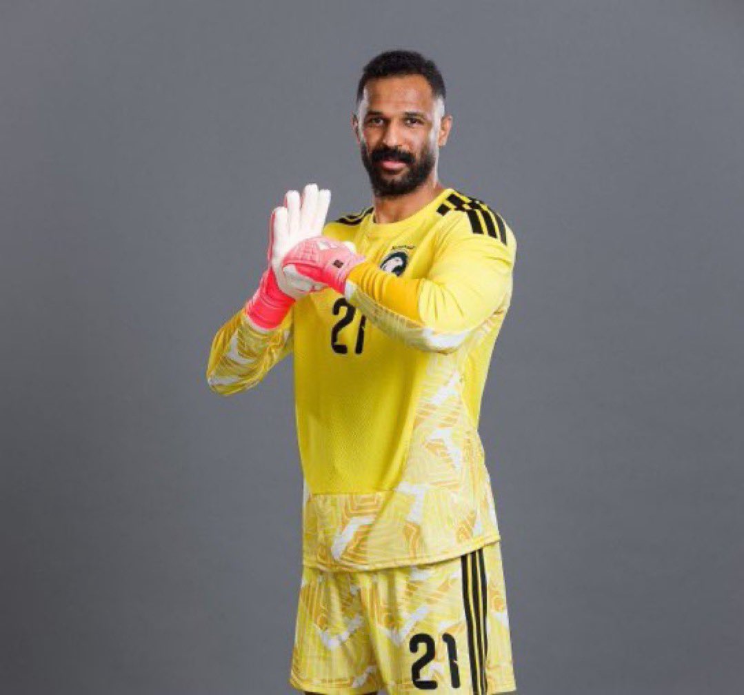 vynor92's tweet photo. آخر المباراة  اقرأ عليه معوذات ما شاء لله بعد الله هو السبب في ان المنتخب ما يخسر ما شاء الله https://t.co/Eux6BldVu1