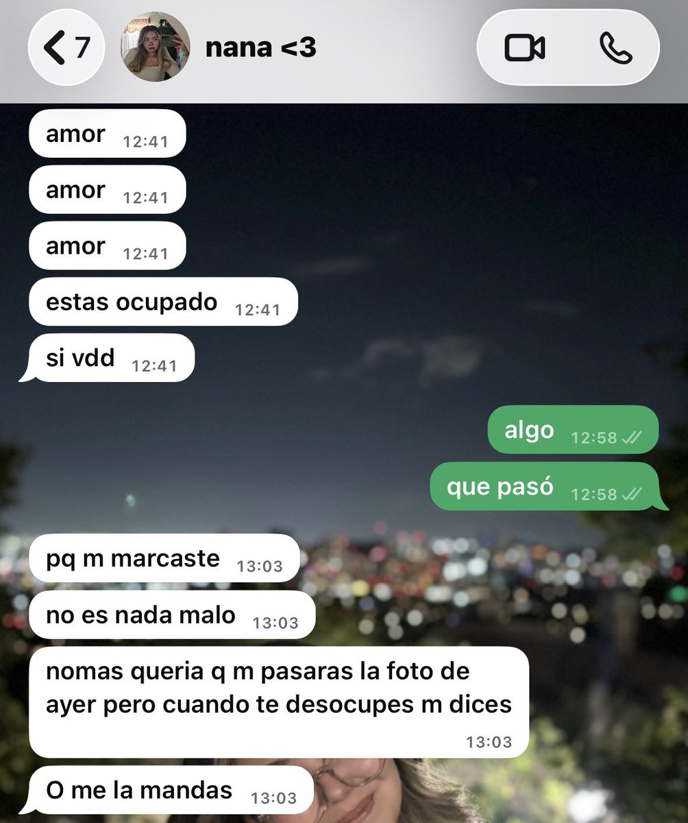 QAaronch's tweet photo. yo, en verguiza, sudado,        //mi novia aburrida
levantando la empresa         // en su trabajo https://t.co/KCA0bp6Tkr