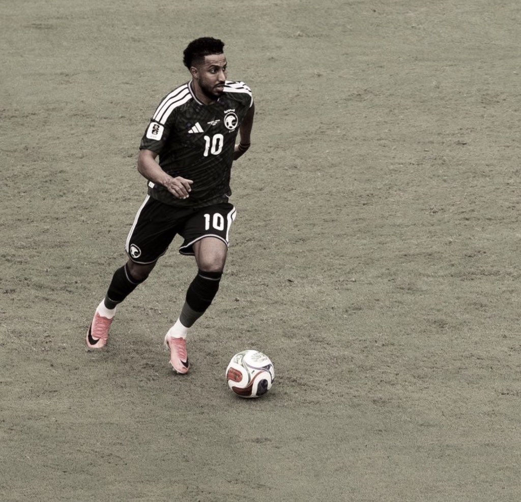 مشاري🎩3 tweet media