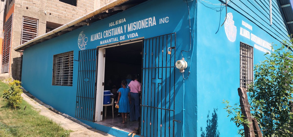 KeylightLiz's tweet photo. Getting to know the ladies at the missions house and it turned out the pastor's wife was led to the Lord and discipled by my grandmother who was a missionary in her later years to the small town she lived. 🥰❤️ https://t.co/ECALyweDeS