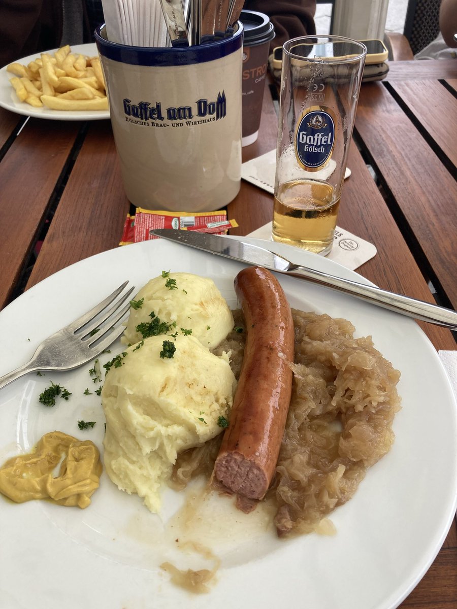 bigtreees's tweet photo. @DropAPinShow Hope you enjoyed some kolsch and sausage in the square afterwards. https://t.co/7n1QaXkKMn