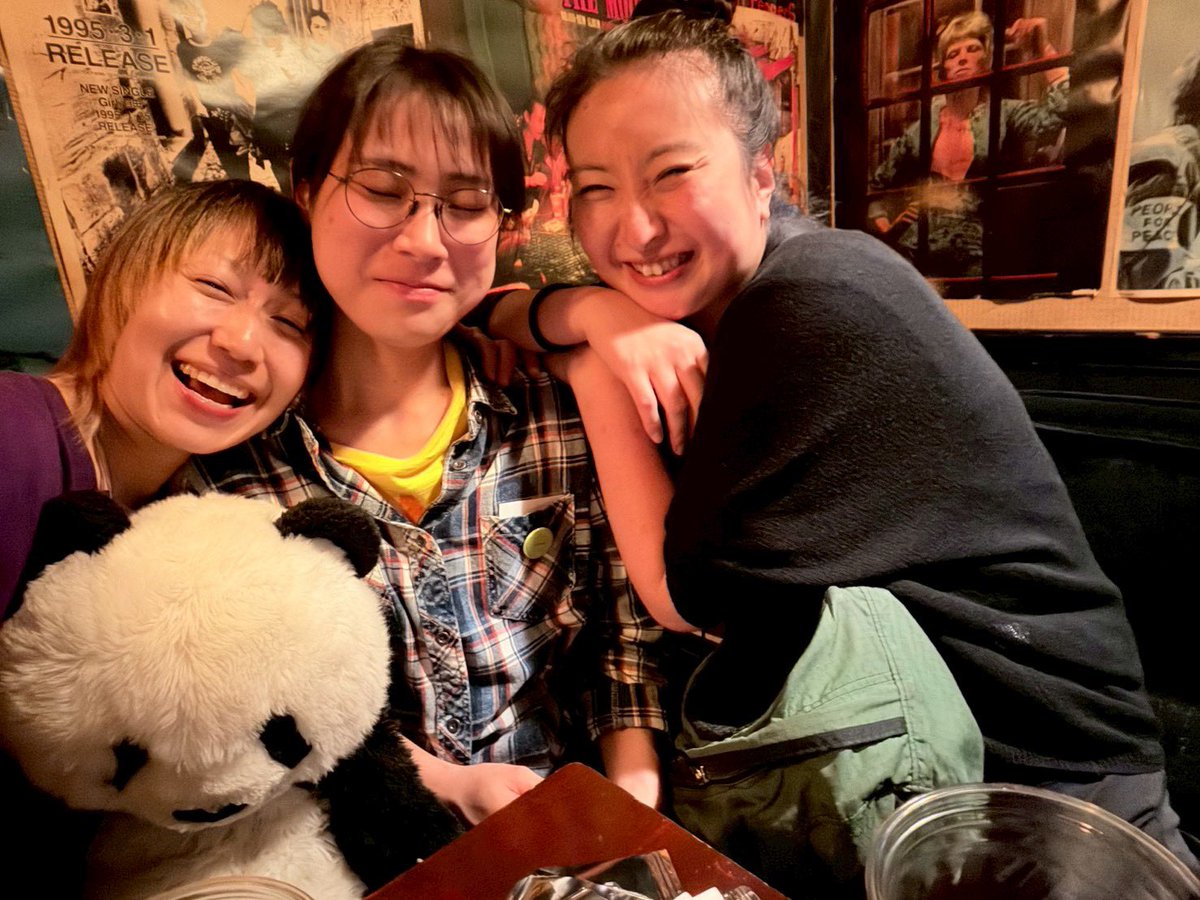 bachikan_info's tweet photo. 遅くなったけど、青森の夜はアトランでライブ。全てを出し切れたのは、皆様ひとりひとりのおかげです。青森LOVE♡
東北バンザイ🙌

ブログ更新🆙
「青森アトランでダブルヘッダー！！完走！ 」
| せきららだいありー
https://t.co/VXVI7eWBxS https://t.co/irWvvpFUOh