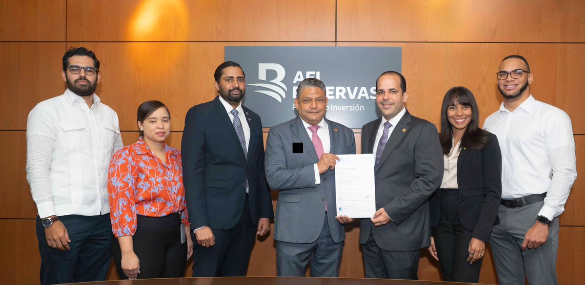 AfiReservas's tweet photo. Nos llena de satisfacción recibir la certificación ISO 37001:2016 de Sistema de Gestión Antisoborno (SGAS), otorgada por TÜV NORD.

Seguimos trabajando con base en la confianza, la ética y el compromiso con las mejores prácticas internacionales.

#AFIReservas #CertificaciónISO https://t.co/3HdG0Q7b5V