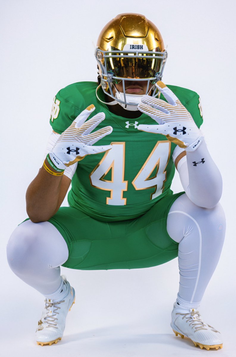 TYLER_4x4's tweet photo. STRIKE GOLD @NDFootball ☘️ https://t.co/g1HGmKfaLn