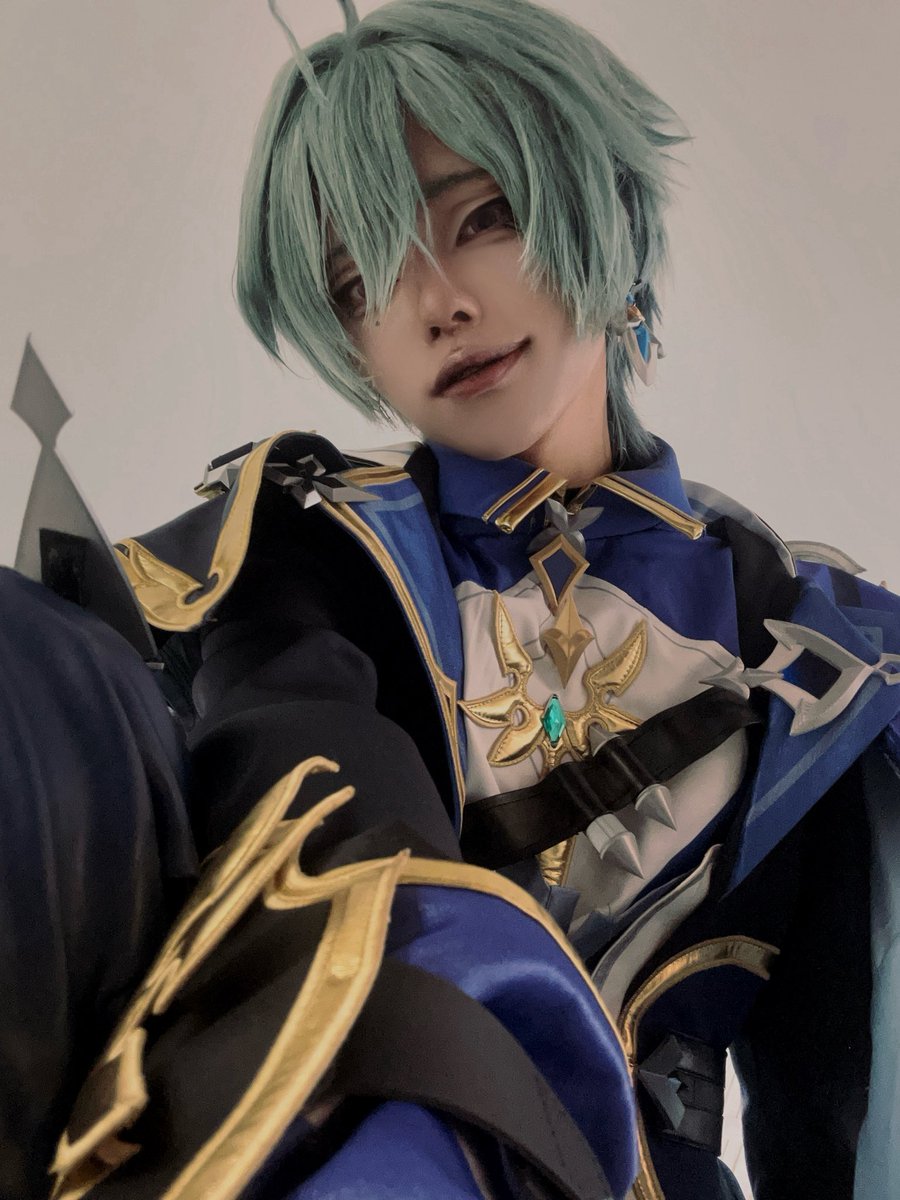 zakoicho's tweet photo. Cosplay

Lohen/ローエン

　　まだ、いけるよな？

#Lohen https://t.co/JMa6G2n0t0