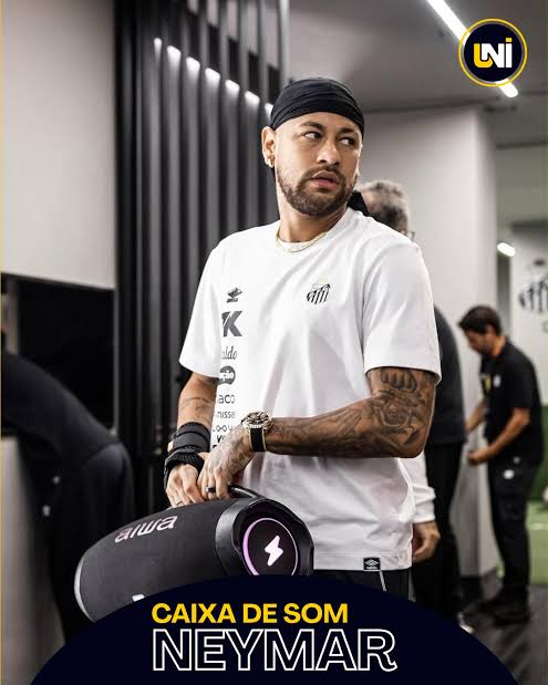 hdoebeli's tweet photo. @joaofig Pagode não, o negócio dele é caixa de som portátil tocando sertanojo a lá Gustavo Lima 🤣😂🤣😂 https://t.co/JwZfEz689o