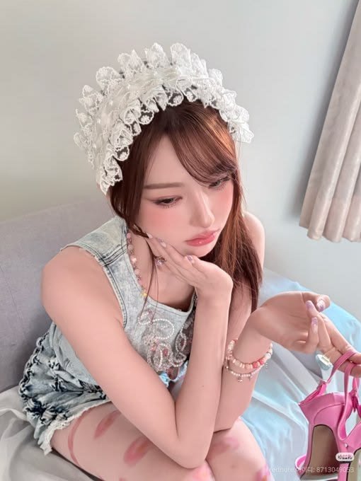 drunkinheat's tweet photo. cute baby doll, many colours that so beautiful.. ❀─⋅⋅⋅  ! ◌ ━╋ 🎀 많은 추억을 담고 있다, adorbale &amp; adorbs! ^__< https://t.co/KS216cj3Pa