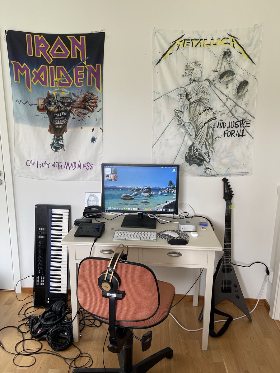 jonnyvinter's tweet photo. My homestudio that i call Studio Vinter 🥶 https://t.co/yKkPSDQqSG