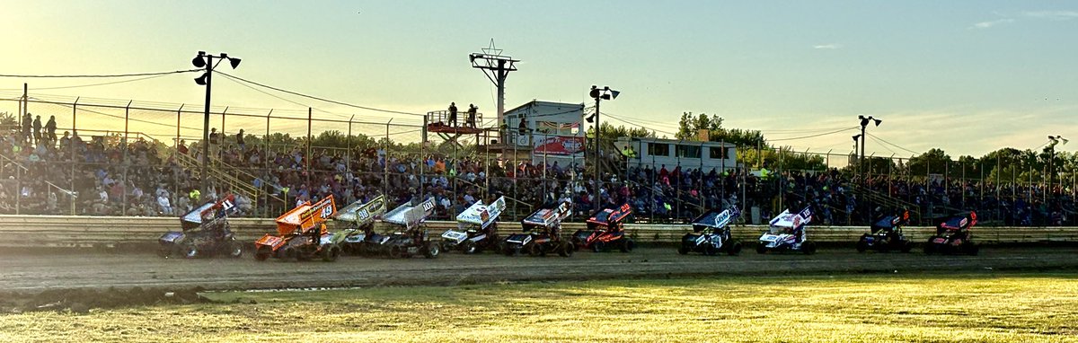 JimBalentine's tweet photo. Going green at @wcsohio for @AllStarSprints speedweek https://t.co/wWQNP5IASP