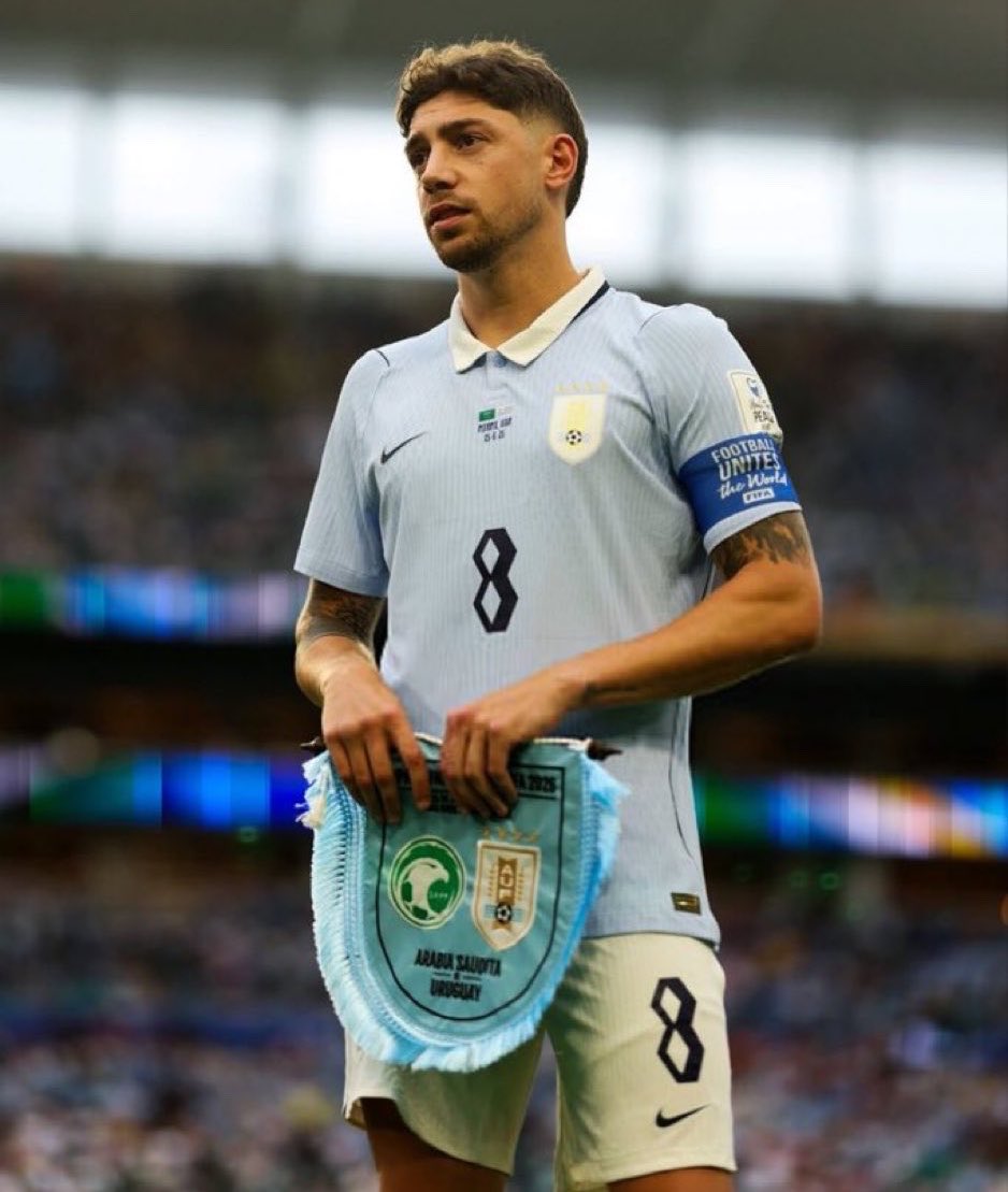 Sir_Willoh's tweet photo. Joke of the tournament. Valverde was given the MOTM after Al-Owais made 10 saves against Valverde's Uruguay. https://t.co/bCpjla7Kiu