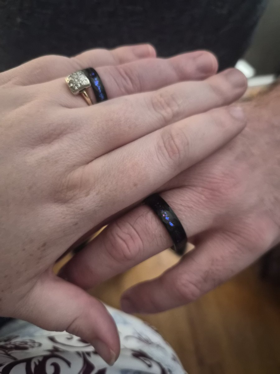 Lival14's tweet photo. Got married today 🥰🥰 https://t.co/OycvJRTh6W