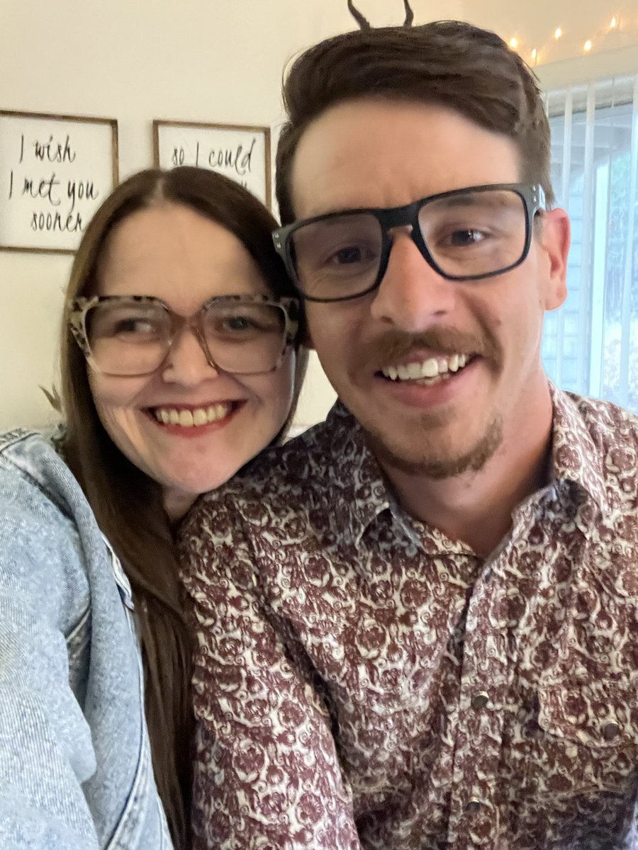 smiley11kylie's tweet photo. Five days away from being married!!!💍 https://t.co/tz2UpY0i7t