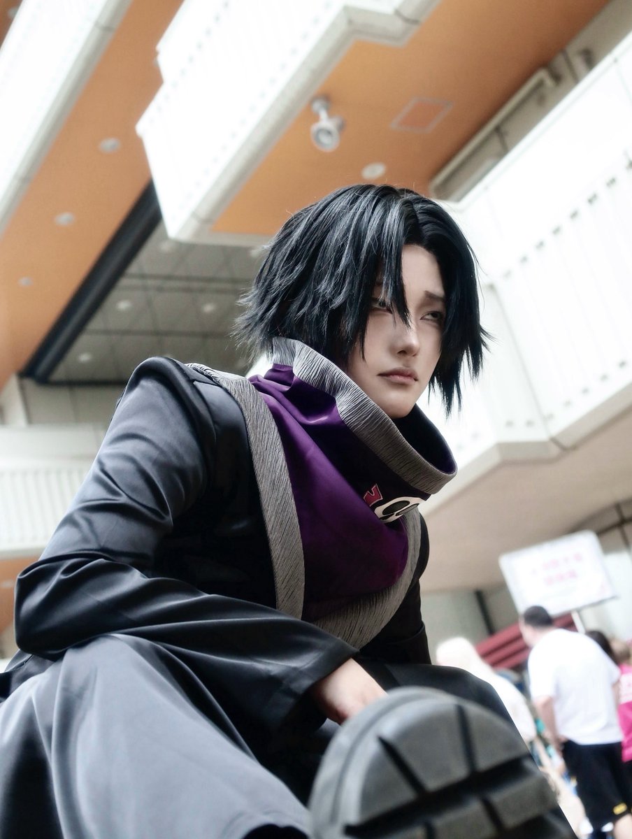 cos_sa_12's tweet photo. 足蹴にされたい人向け🌂

📸⇨@yyyoi_1103 
#アコスタ池袋 https://t.co/fV2TyWWqZS