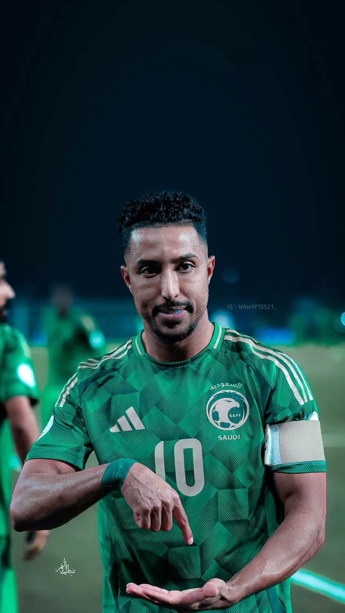 d7111i's tweet photo. لو انك معتزل دولياً كان الكل محترمك يا سالم لكن للاسف اللاعب عنده اصرار انه يعتزل والكل ما يدانيه ارحمنا من العفن الي تقدمه تكفى #السعوديه_الأرجواي #كاس_العالم_٢٠٢٦ https://t.co/bgi6UTmCO6