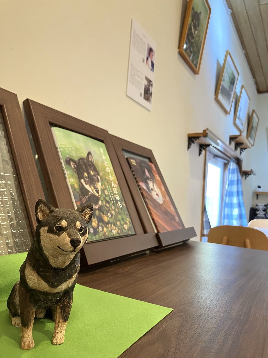 mucchiscafe's tweet photo. 🐾いよいよ最終日🐾
\\11:00-19:00//
『きみとの さんぽみち』絵本原画展 

おかわり来店してくださる方も多い うれしい展示期間になっています✨
絵本、グッズ、コラボメニューも本日までとなります🐕
『きみとの さんぽみち』の原画に囲まれながら、贅沢な時間をぜひお過ごしください https://t.co/VwKdYEoQ8c