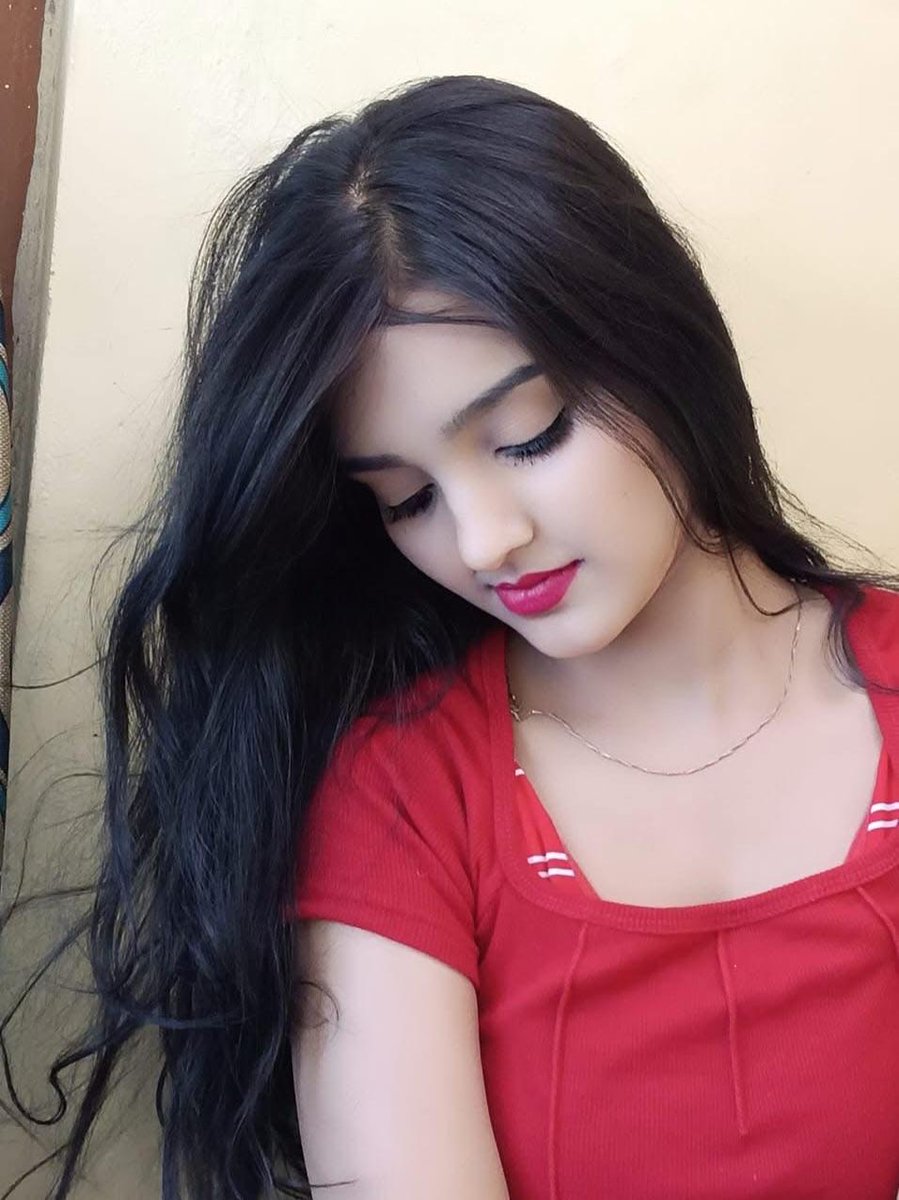 samreen tweet media