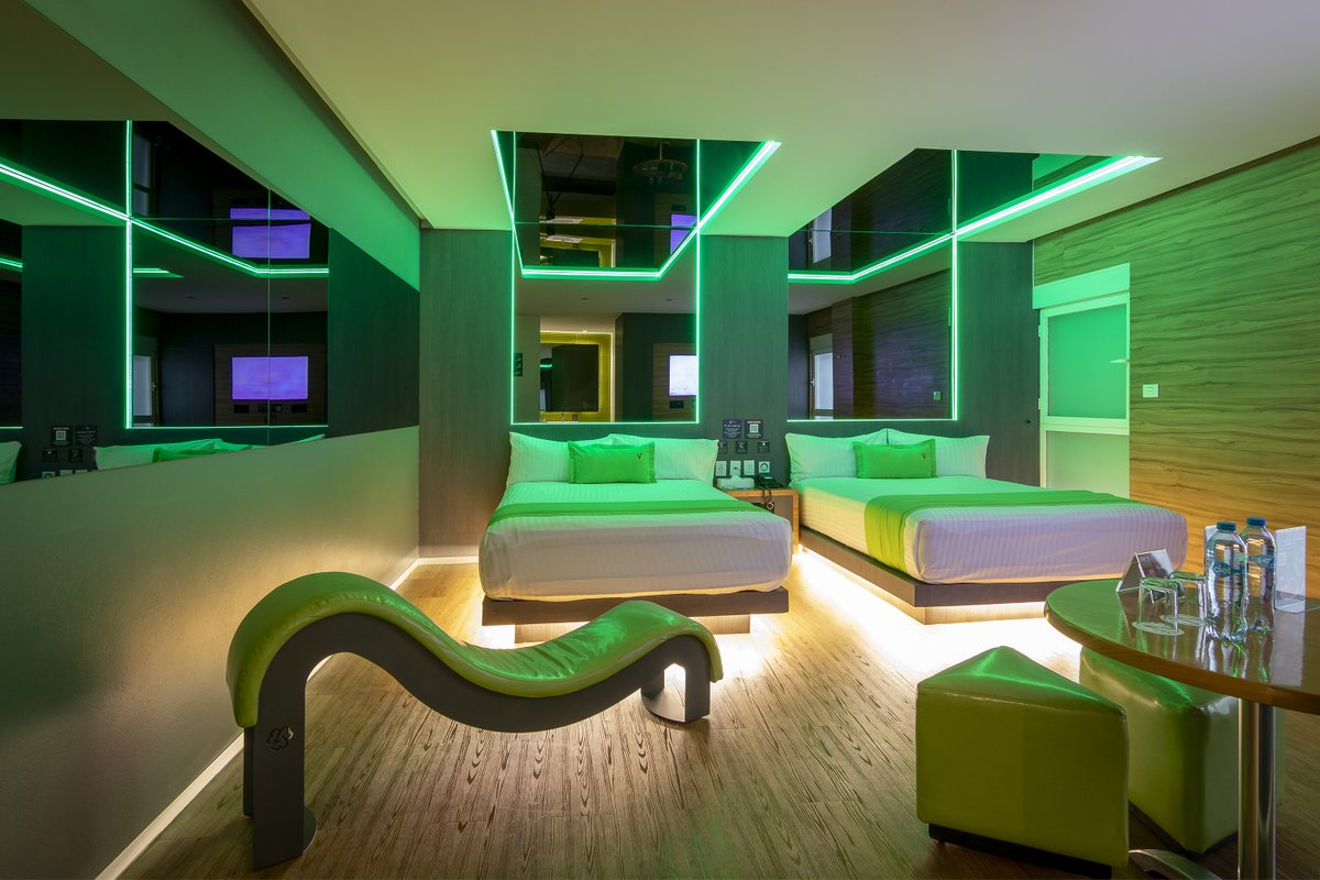 InterLove Hotel tweet media