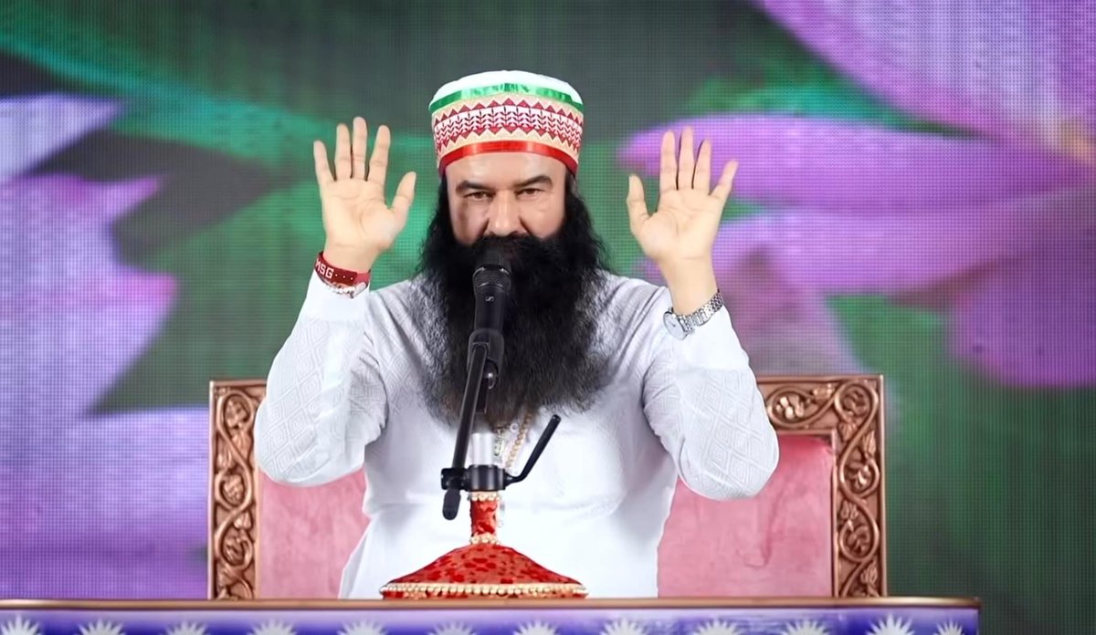 alwaysHaPpY021's tweet photo. Guru @Gurmeetramrahim ji Sweet Sweet Good Morning ji , Guru ji pls bless to all for maximum Sewa n Simran n show Right path to all 🙏🙏🙏🙏🙏 https://t.co/BpXfglidhP