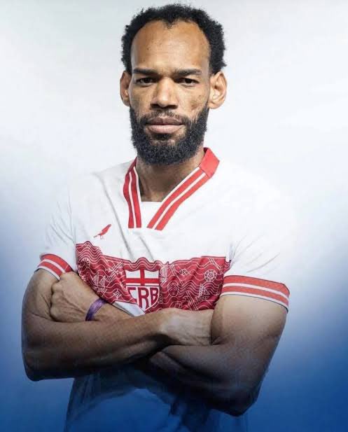 AndreRguima's tweet photo. Muito feliz que o zagueiro Anderson Jesus mudou de posição e se encontrou no futebol 👏👏 https://t.co/qe1QjUY5iJ