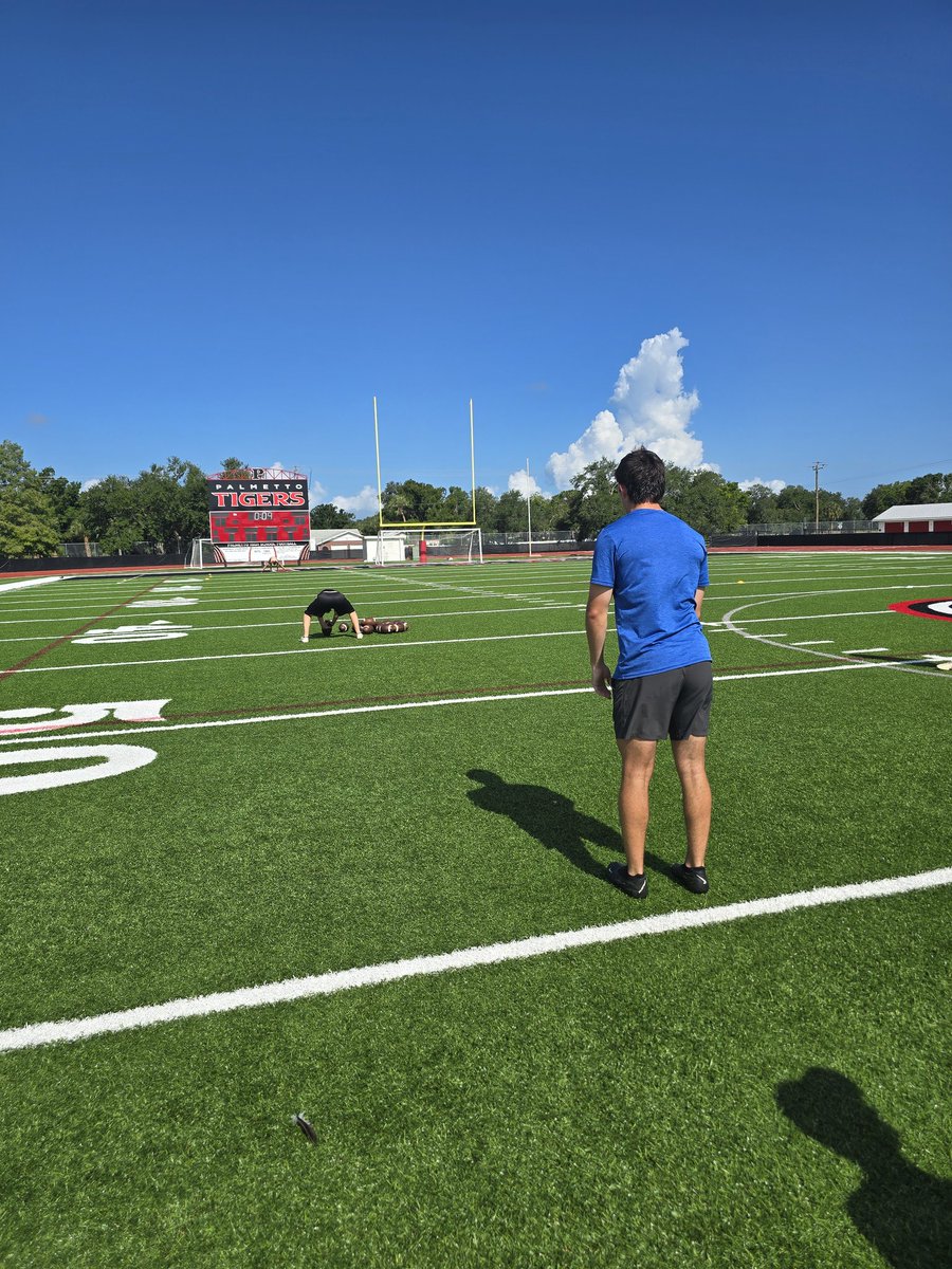 CoachPost70's tweet photo. @ConnorPost76682 getting extra work in this summer with a former teammate and current NCAA DII Punter. https://t.co/ivt9xcpnQL