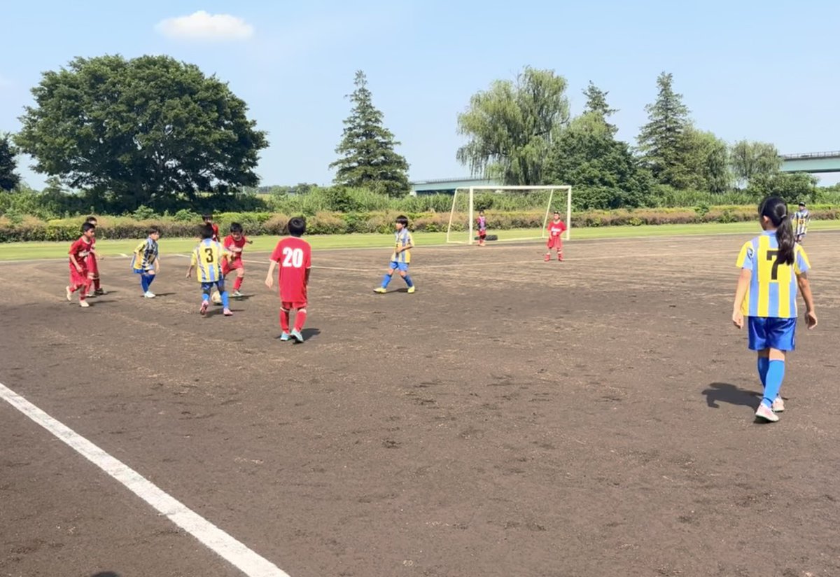 FC48442902's tweet photo. 4年生
6/13(土)トレーニングマッチ
会場：富士見市運動公園
対戦チーム：みずほ台ジュニアSC

翌日の武蔵野ジュニアに向けて、みずほ台ジュニアさんに鍛えていただきました。
ありがとうございました😊 https://t.co/85yi0Blmrd