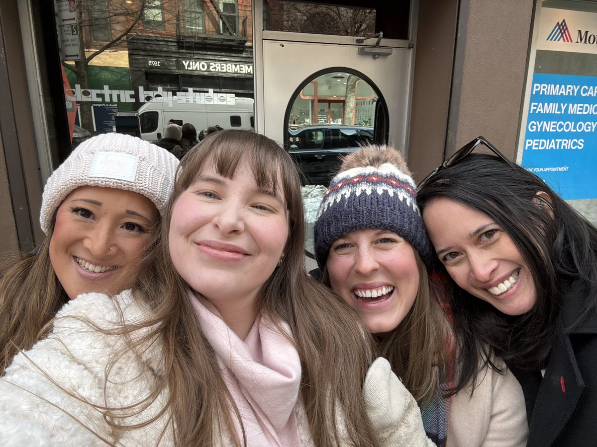 sjumpthenfall's tweet photo. it was rare we were there!!! 🫶🏼 @ofantastic @folkmari13 @SwimBeckRun https://t.co/Bm92KGS3J4
