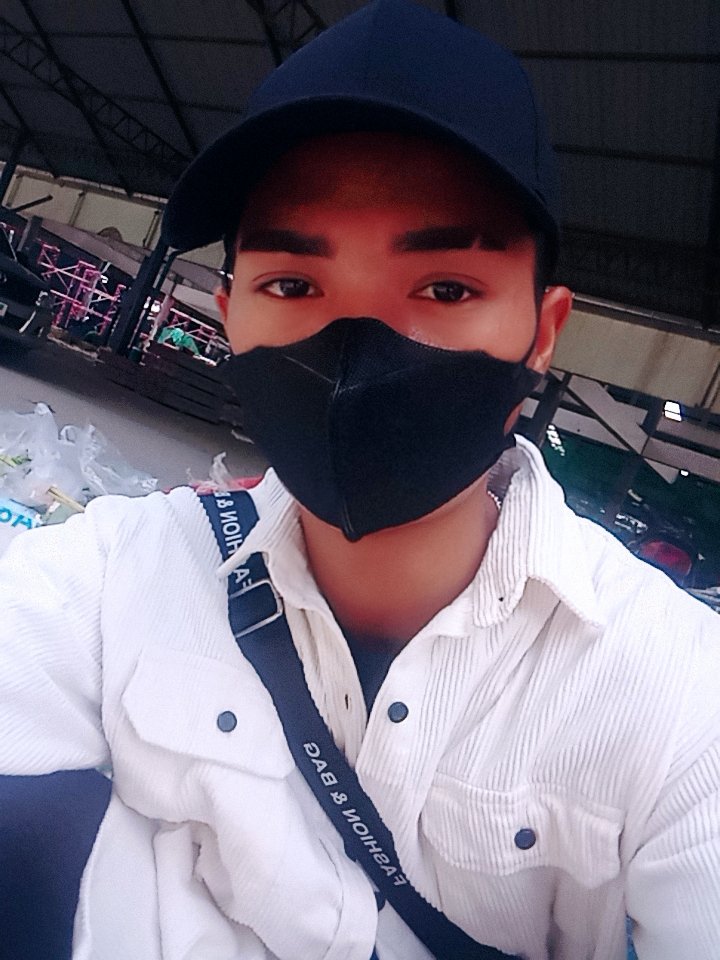AungLay921615's tweet photo. ဂေ ဟာမှာ မပ��ော်တော့ဘူး🥀 https://t.co/B7ERnprHcF