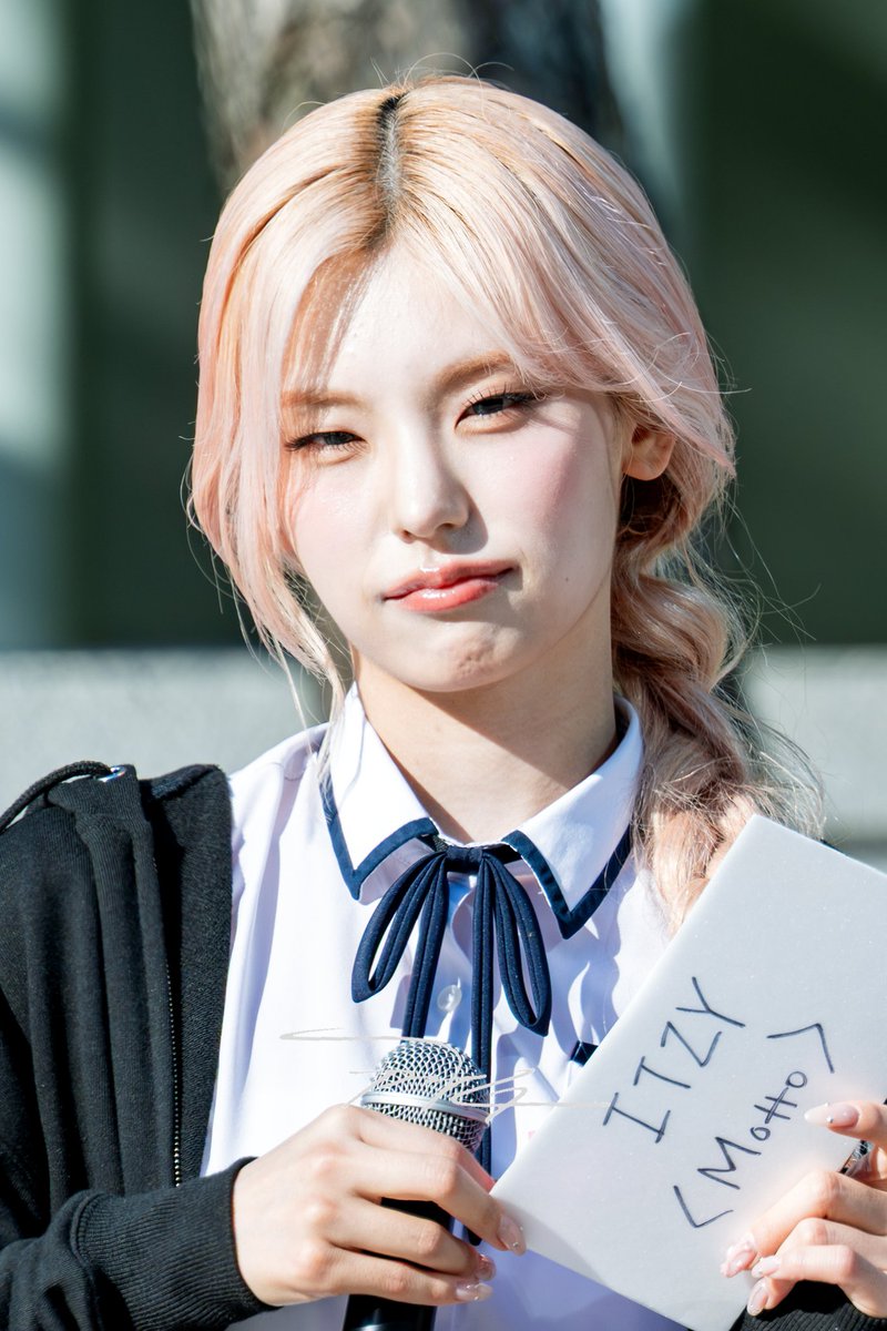 pjg920's tweet photo. 260530 미니팬미팅
#ITZY #있지 #YEJI #예지 @ITZYofficial https://t.co/X8Ktcn3QHW