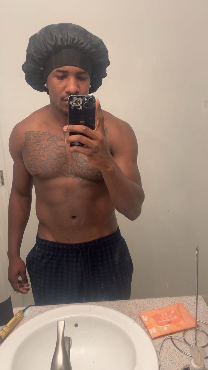 JAYCRAYVS tweet media