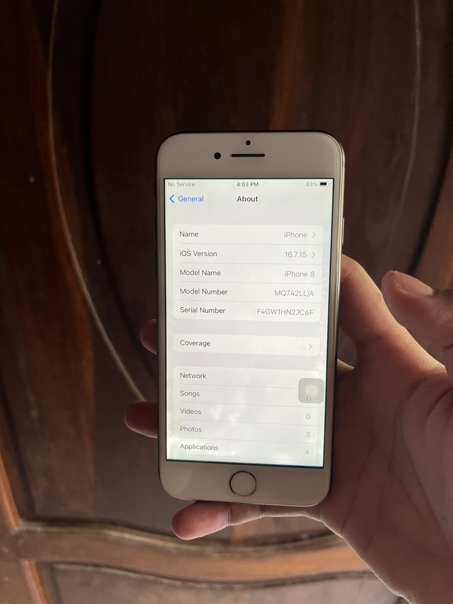 dyrav_'s tweet photo. iphone 8 64gb wifi only

850rb

kamera d/b super jernih
ios 16.7.15
sentuhan normal
backdoor pecah kyk di pict
lcd kyk di pict 
bh 100
fp on

hp,kabel,case
no riset &amp; update ios https://t.co/XLVwxRXFer