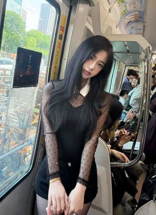 AI视频换脸(屌爆了) tweet media