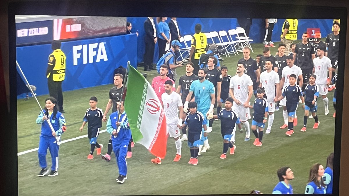 Heydavid17's tweet photo. It’s 3 in the morning in Europe, I’m tired, but for this, I will absolutely stay up all night! 💚🤍❤️

For the next 2 hours. These guys will play for all proud Persians! 

Fuck politics!

#TeamMelli https://t.co/RhrDiZXYp3