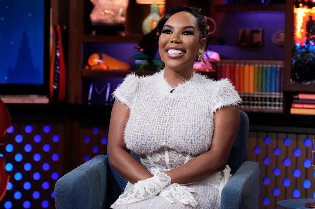 MadBeefs's tweet photo. Free Teeth, Free House, Free Lawyer 💅🏻#rhoa https://t.co/hpgXDd4666