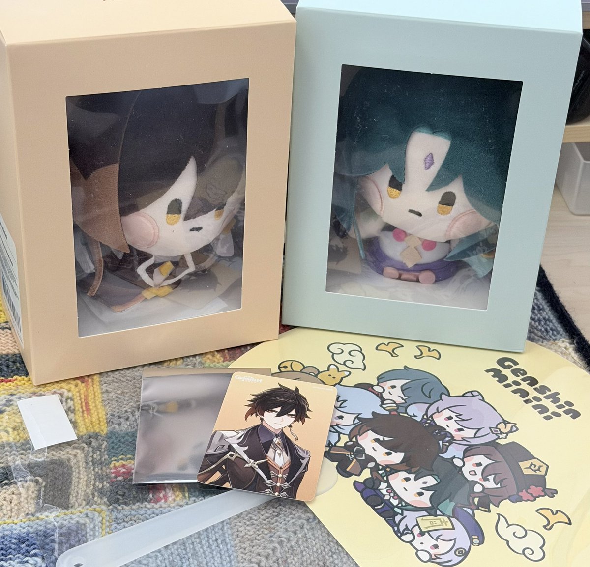 nagi832's tweet photo. 届いた！！
特典のブラインドのカード、先生だったやったー🙌 https://t.co/H7dGt2K2hg