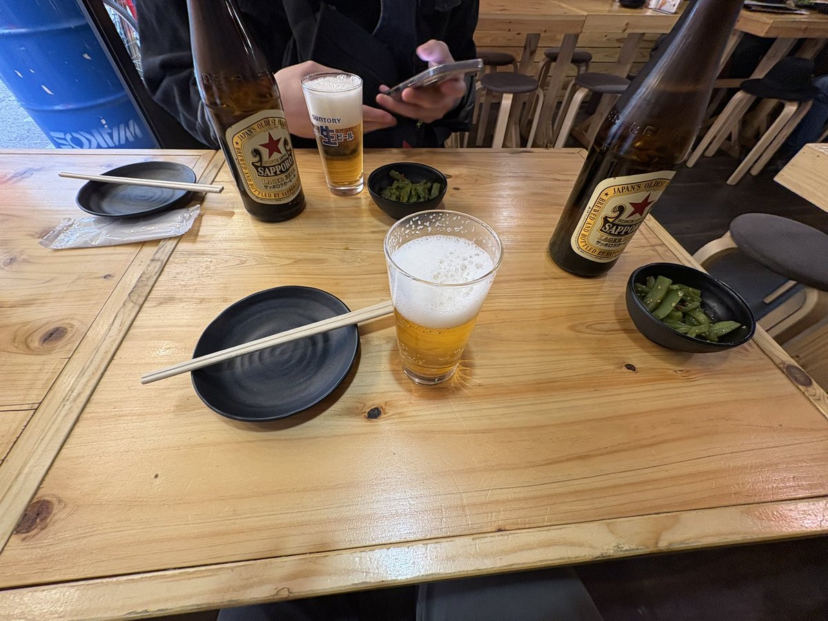 Bs2Fz's tweet photo. #IRIAMメンテ明けのただの祭り

🍺酒が大好き、そこらへんのリスナー🍺

😒見送ってきたライバーは多数🤨

😭ライバー引退で君もおくりびと😭

😘完全に乗り遅れたスモールウェーブ👊

😱早く転職しろ定期😰

❤️or♻️or💬巡回の検討を加速🫵 https://t.co/F27gvTKK5S