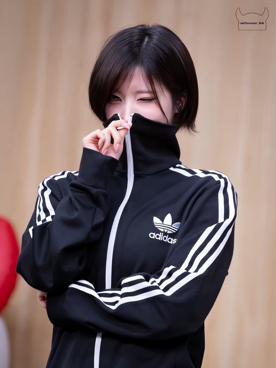 ru_vvx9's tweet photo. やっぱりえいさぁとadidasの相性良すぎるなと再認識 https://t.co/4h1nlD4L4v